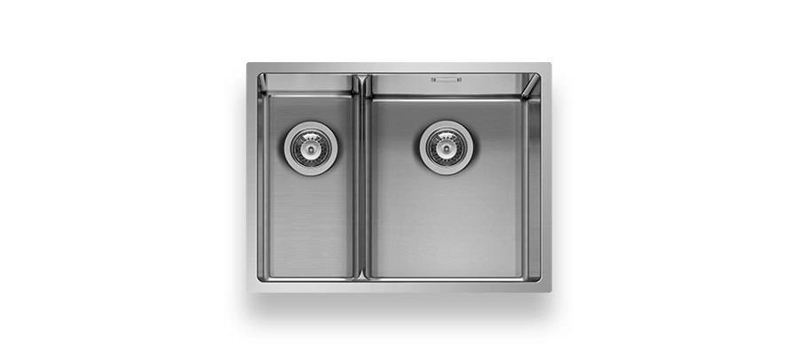 Astris 1.5 Bowl Stainless Steel Sink with low divide – Pyramis